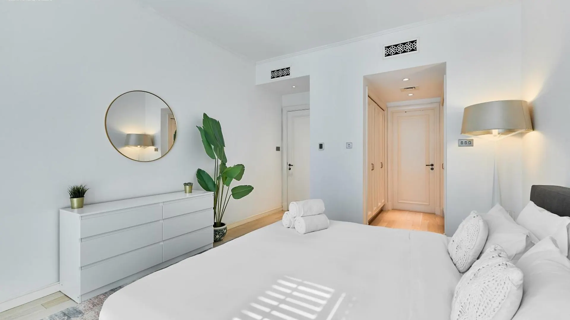 Bnbmehomes - High-End 2Br Apartment On Burj Khalifa Blvd 두바이